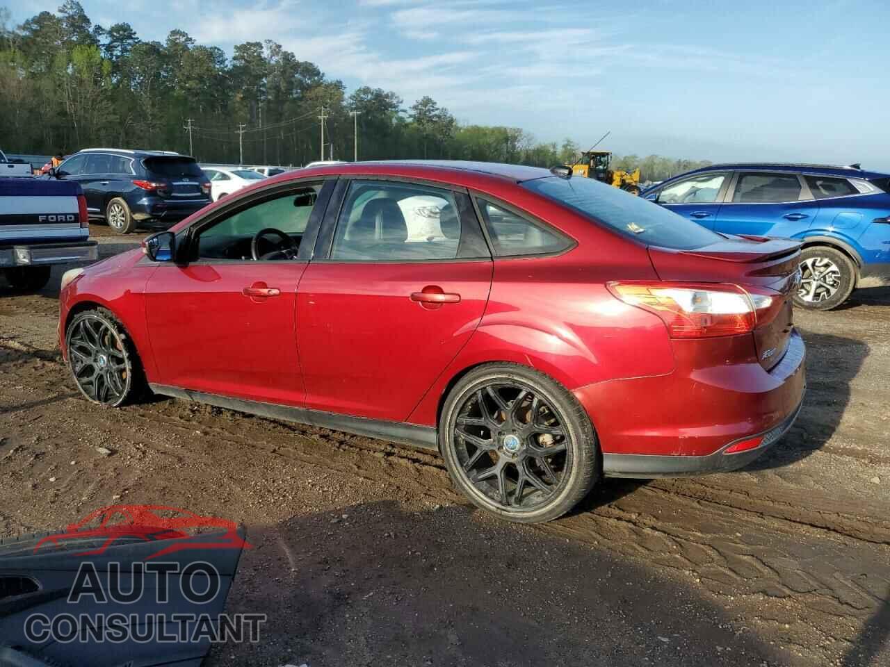 FORD FOCUS 2014 - 1FADP3F23EL203547
