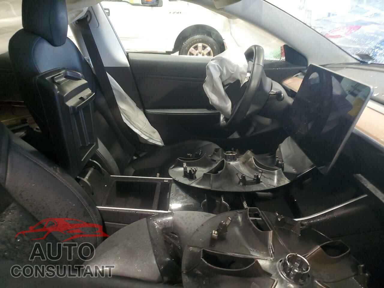 TESLA MODEL 3 2018 - 5YJ3E1EBXJF114749