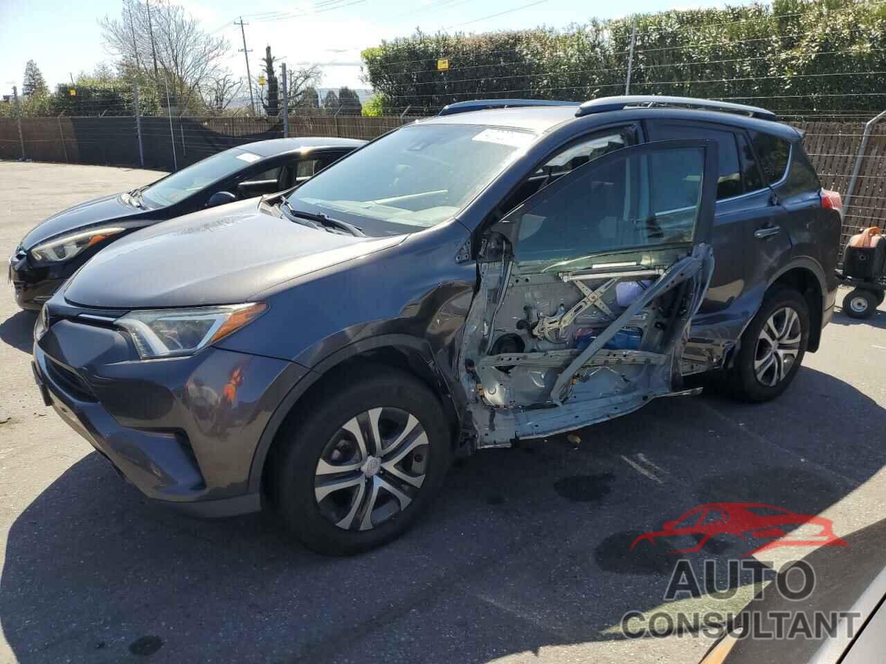 TOYOTA RAV4 2017 - JTMZFREV8HJ131018