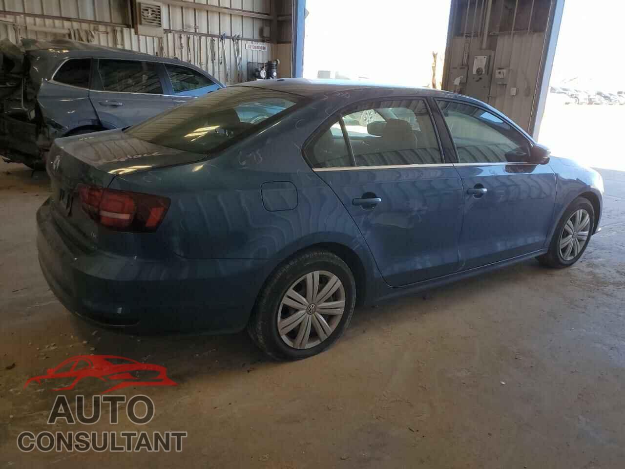 VOLKSWAGEN JETTA 2017 - 3VW2B7AJ4HM384499