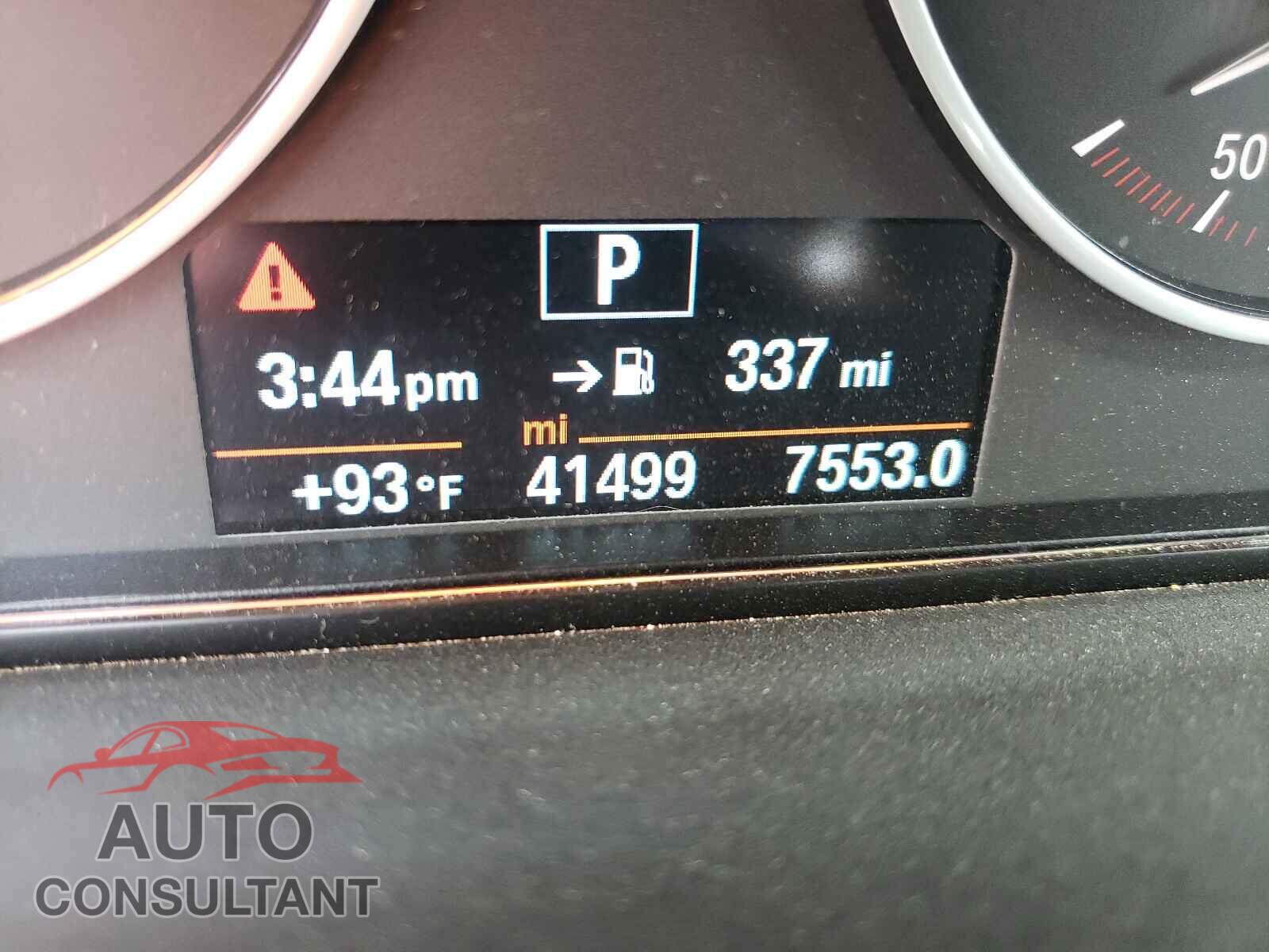 BMW 3 SERIES 2016 - WBA8E9G5XGNU29005
