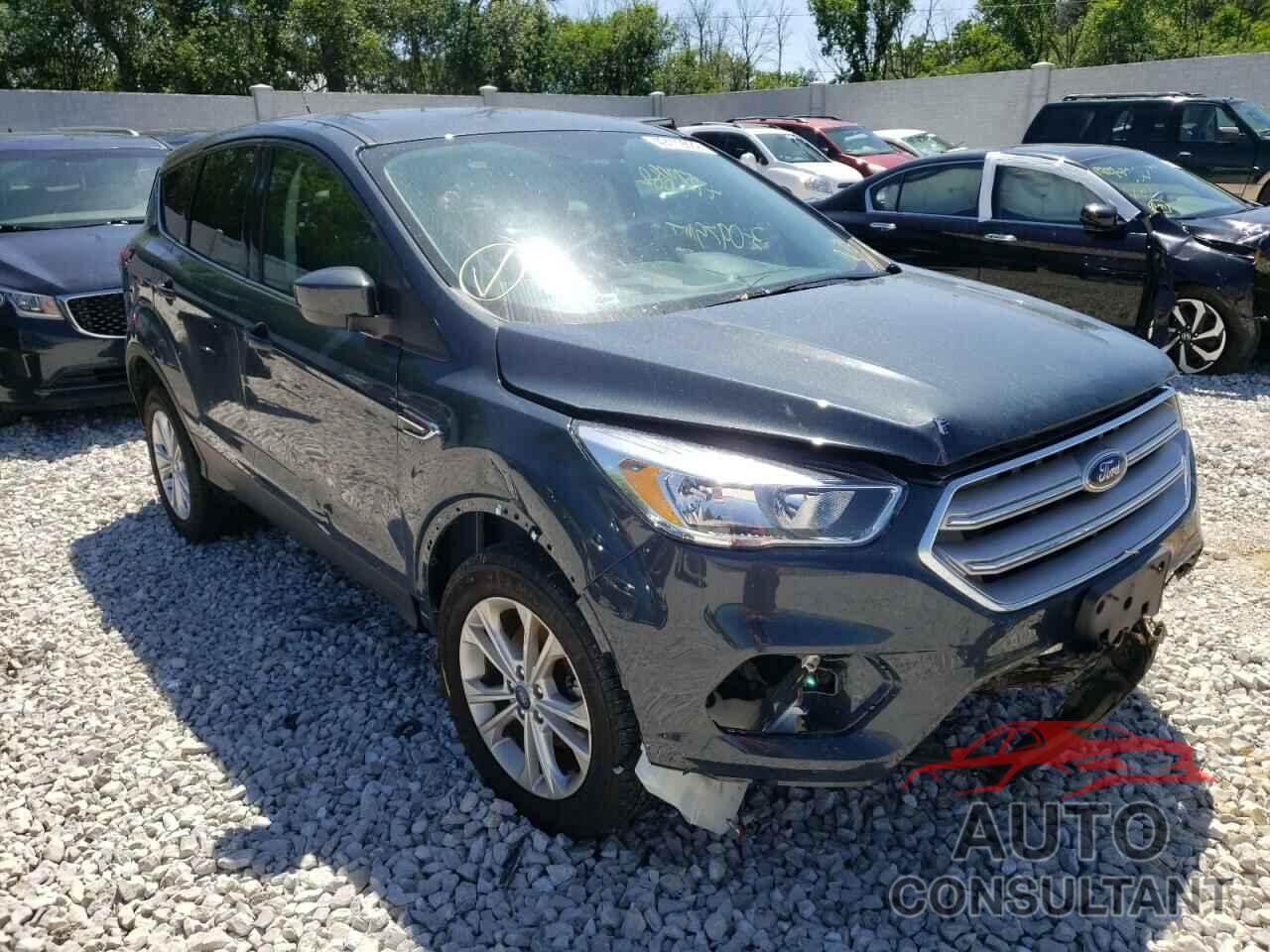 FORD ESCAPE 2019 - 1FMCU0GD8KUA13810