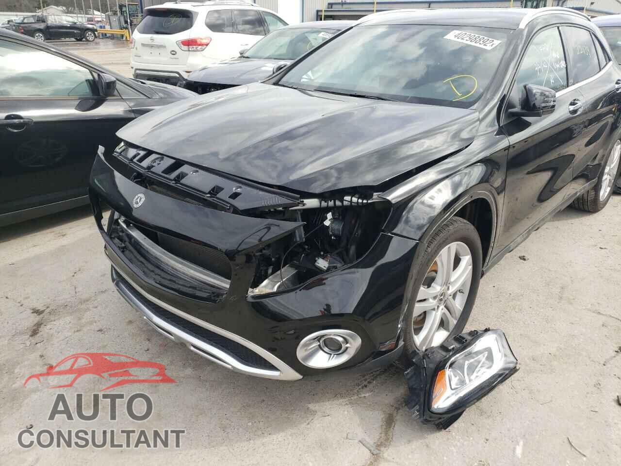 MERCEDES-BENZ GLA-CLASS 2020 - WDCTG4EB8LU028355