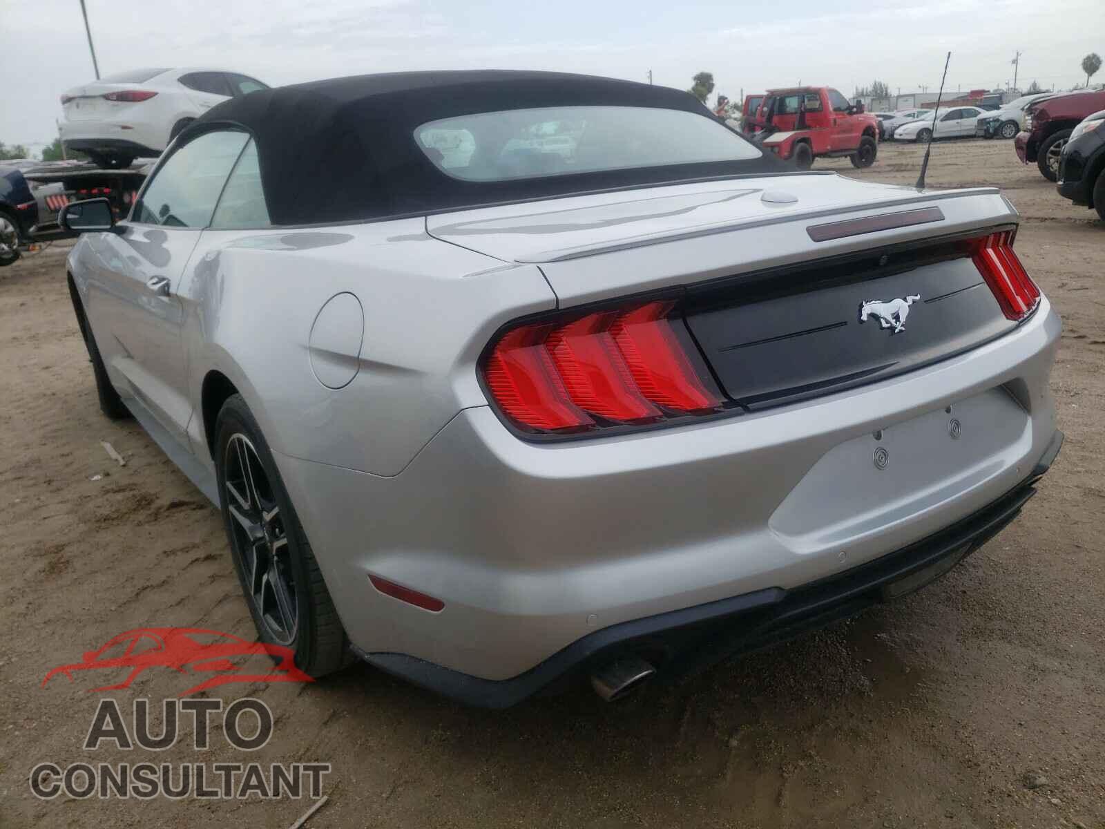 FORD MUSTANG 2018 - 1FATP8UH2J5136101
