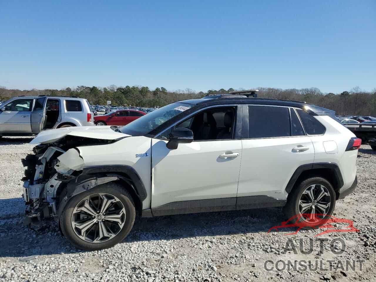 TOYOTA RAV4 2022 - JTMEB3FV4ND094324