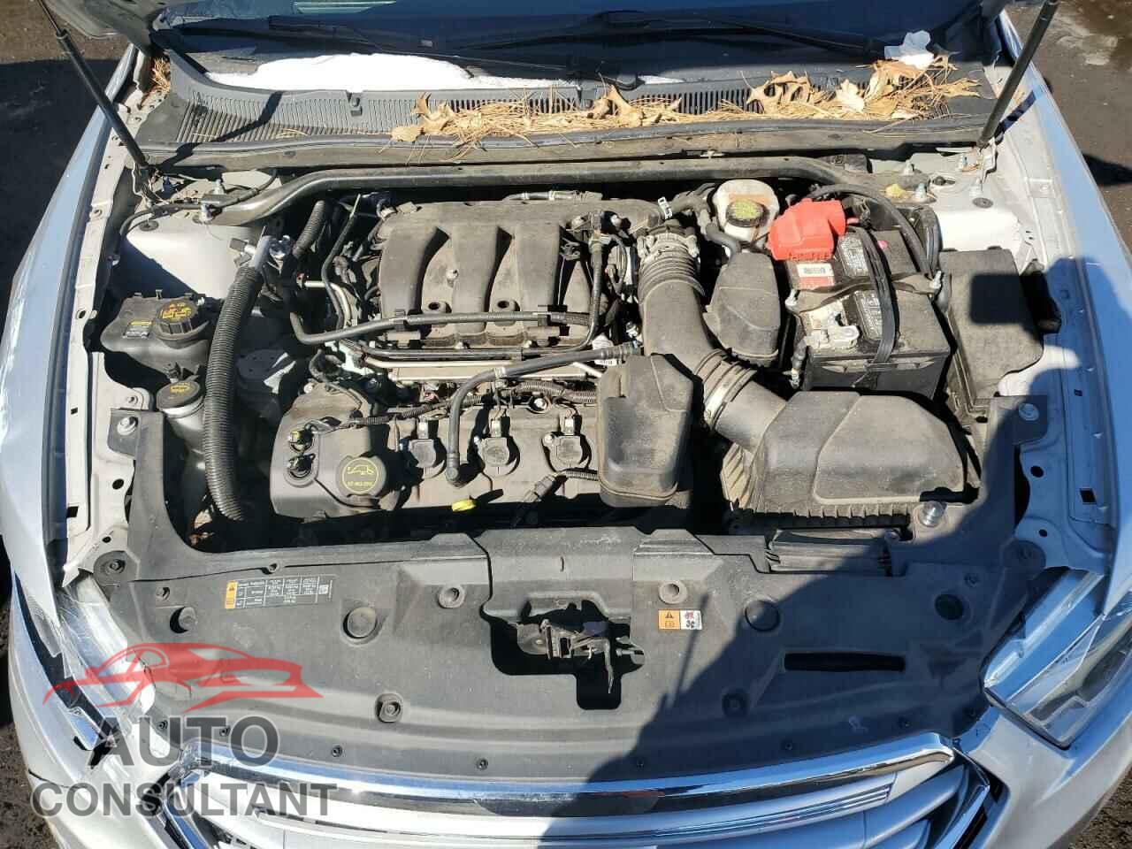 FORD TAURUS 2019 - 1FAHP2F83KG111598
