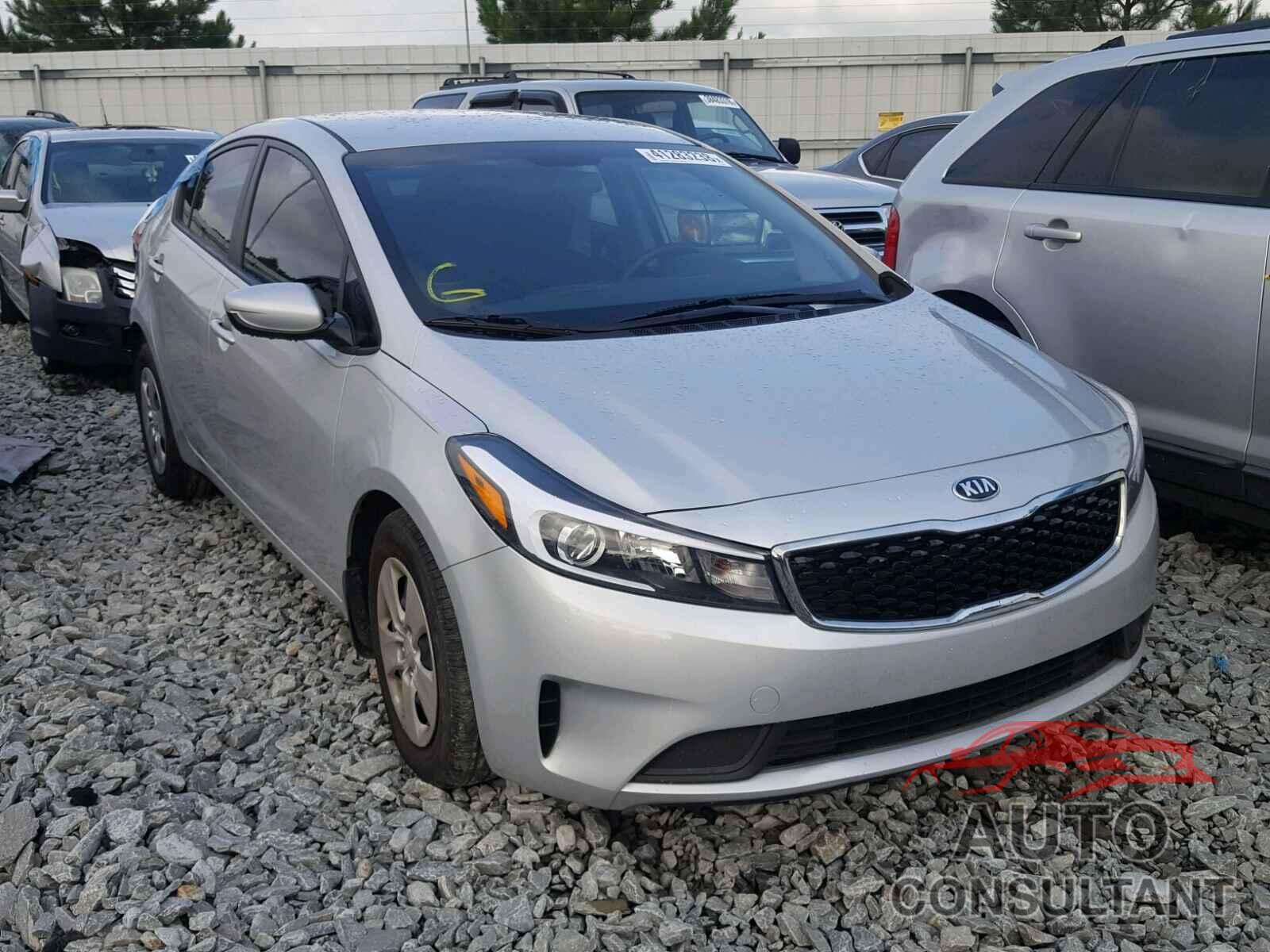 KIA FORTE 2018 - 3KPFK4A77JE166189