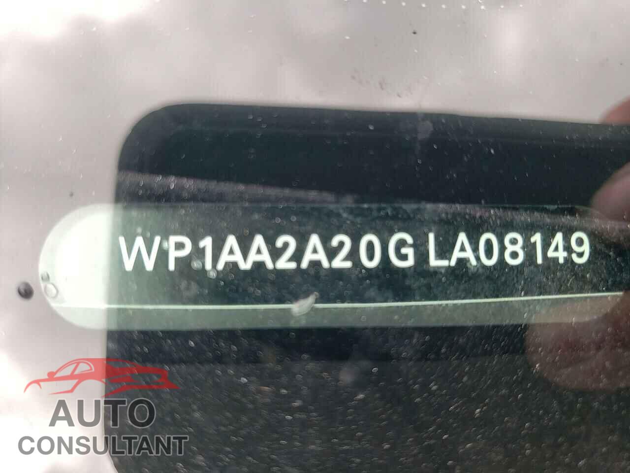 PORSCHE CAYENNE 2016 - WP1AA2A20GLA08149