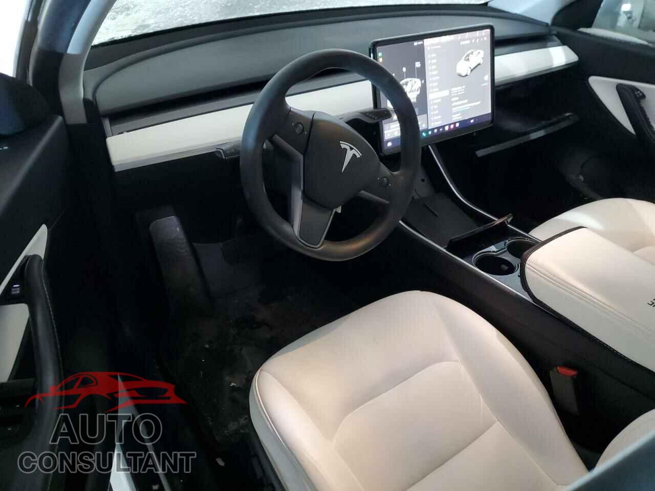 TESLA MODEL Y 2020 - 5YJYGDEEXLF027562