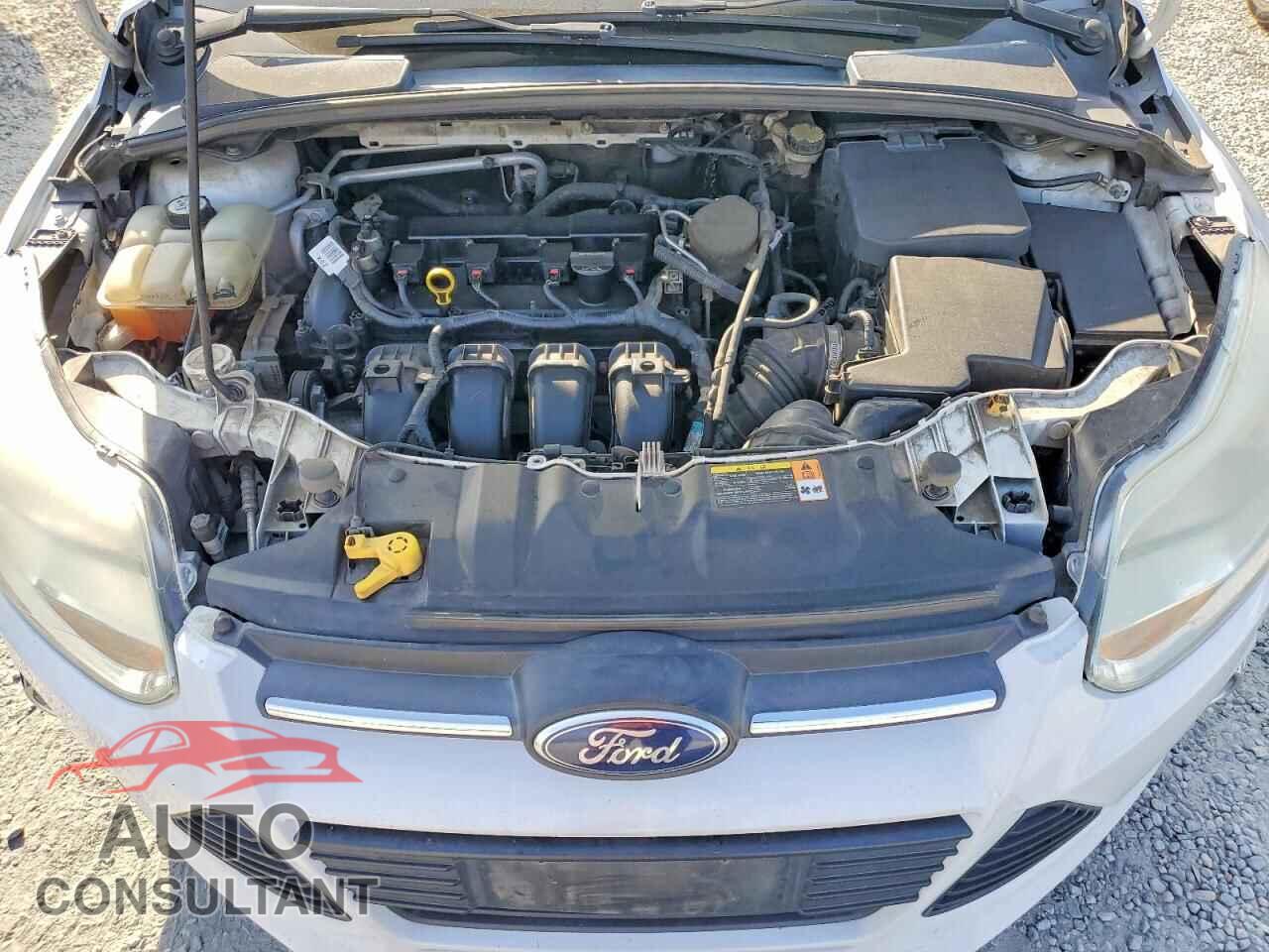 FORD FOCUS 2013 - 1FADP3K2XDL376129