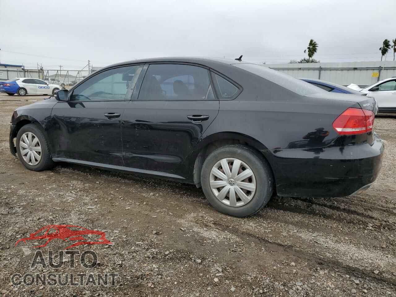 VOLKSWAGEN PASSAT 2013 - 1VWAP7A33DC004417