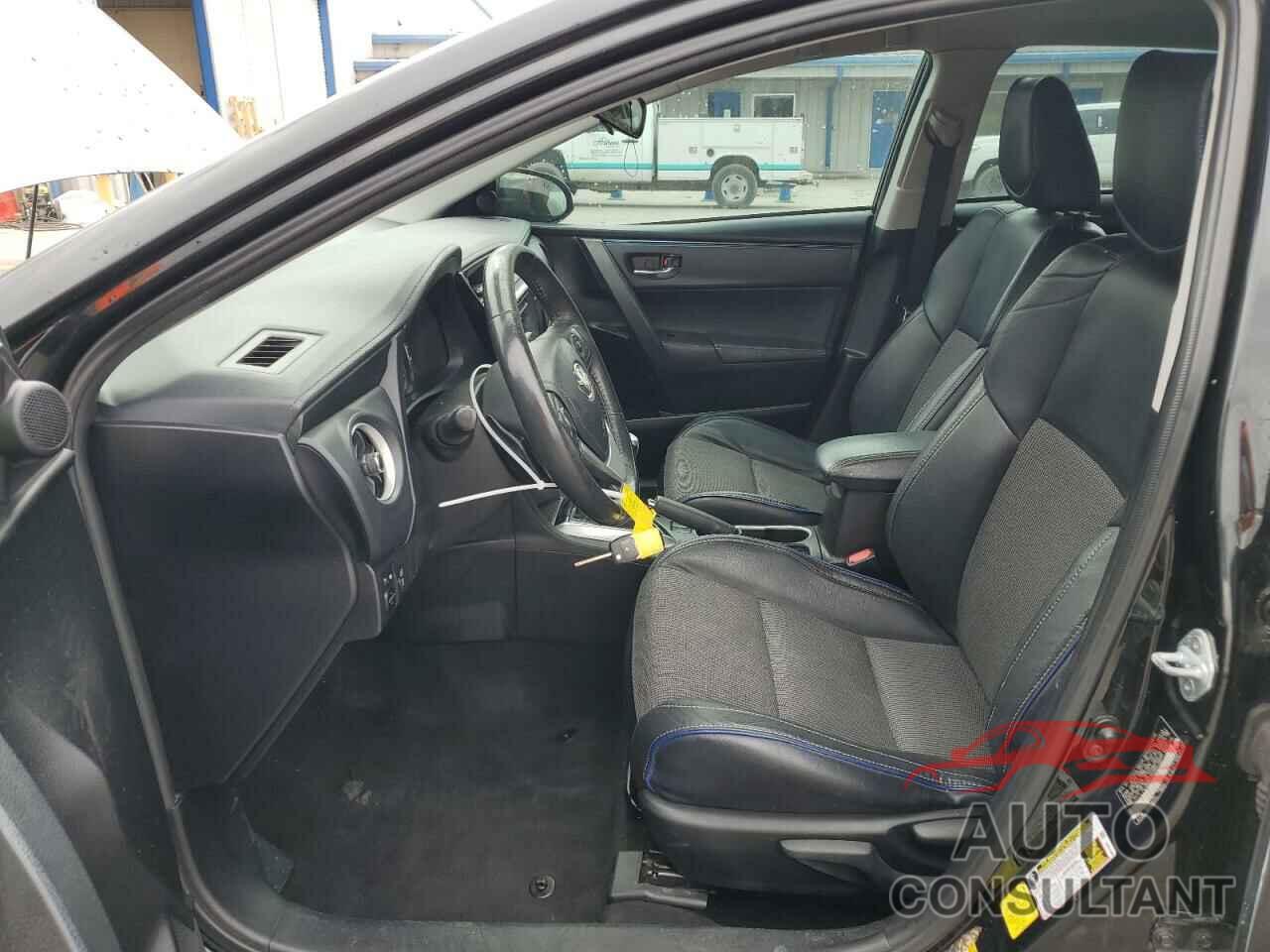 TOYOTA COROLLA 2017 - 5YFBURHE8HP622297