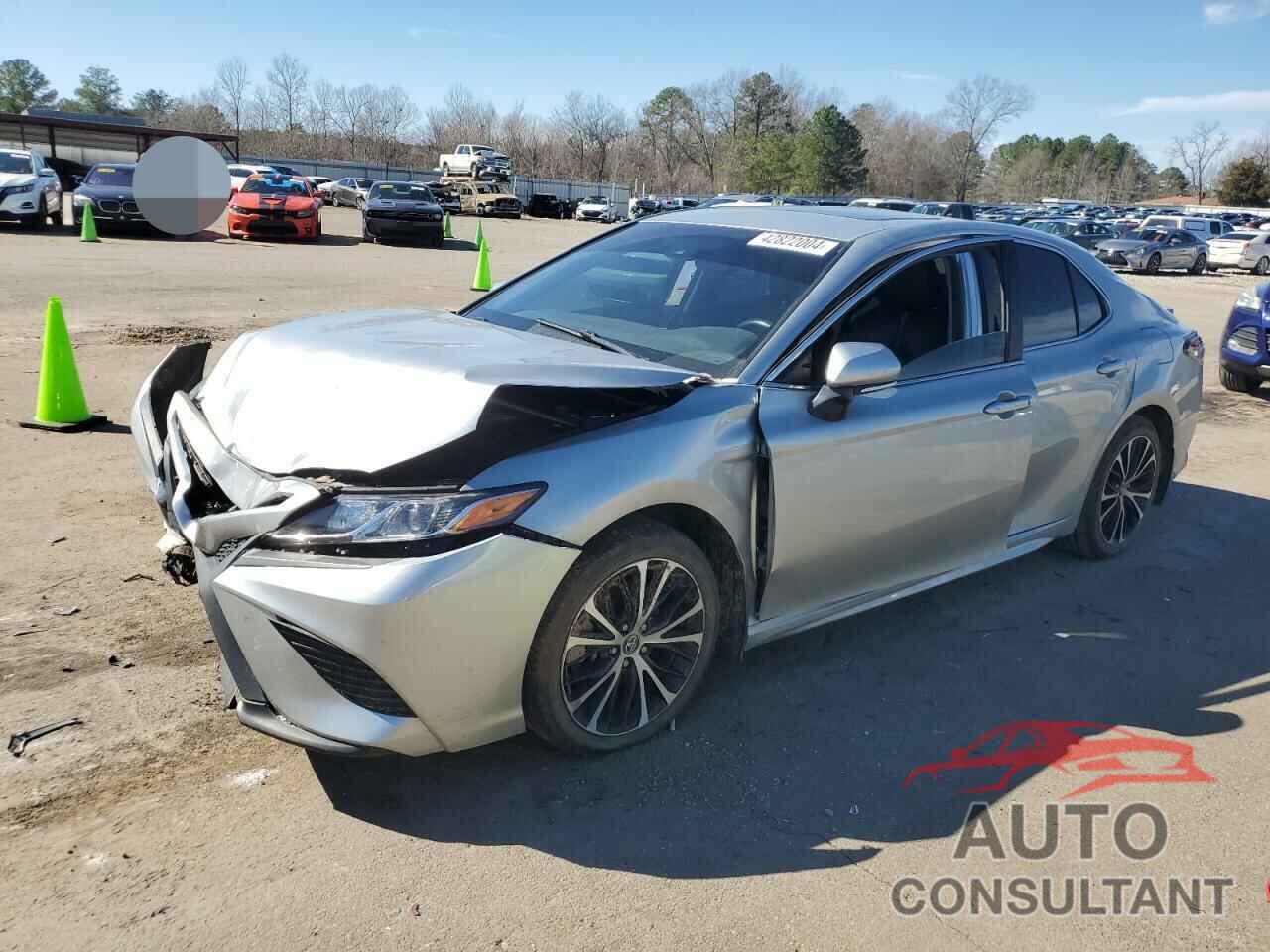 TOYOTA CAMRY 2018 - 4T1B11HK1JU129453