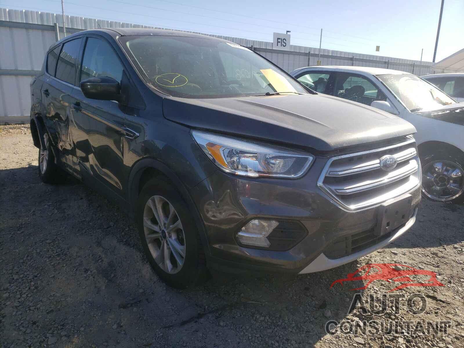 FORD ESCAPE 2017 - 1FMCU0G99HUA63538