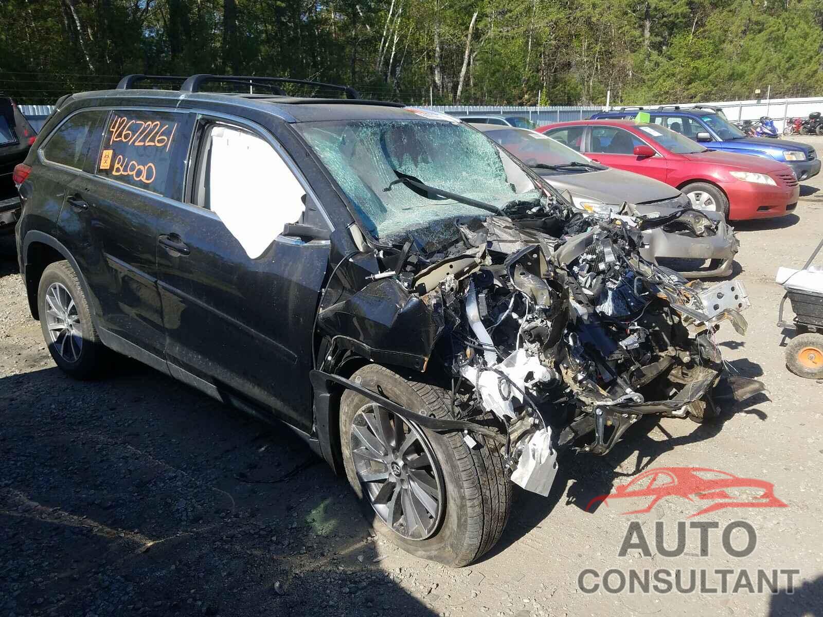 TOYOTA HIGHLANDER 2019 - 5TDJZRFH7KS576759