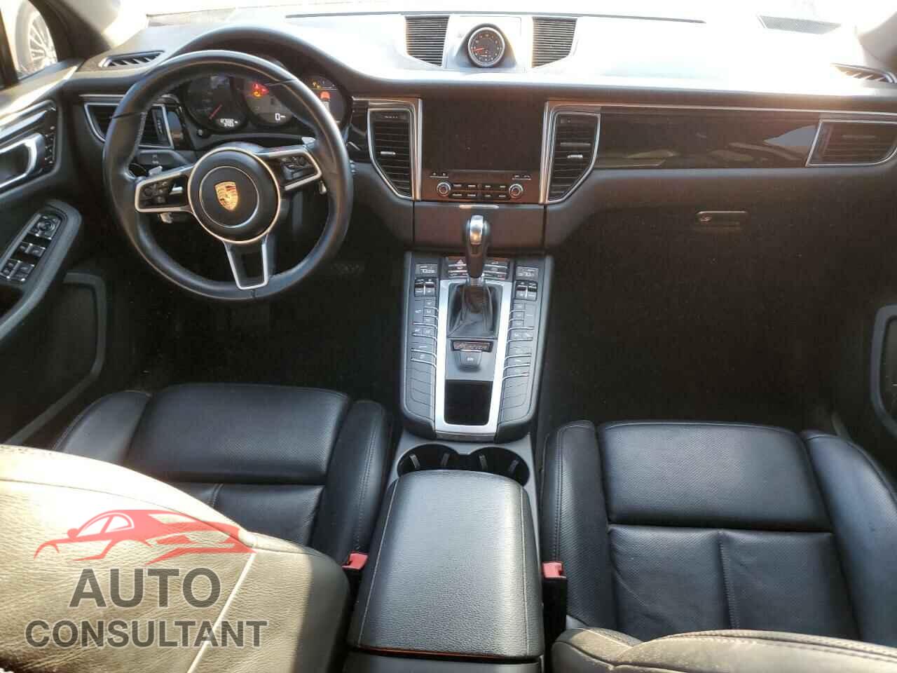 PORSCHE MACAN 2017 - WP1AB2A5XHLB18411