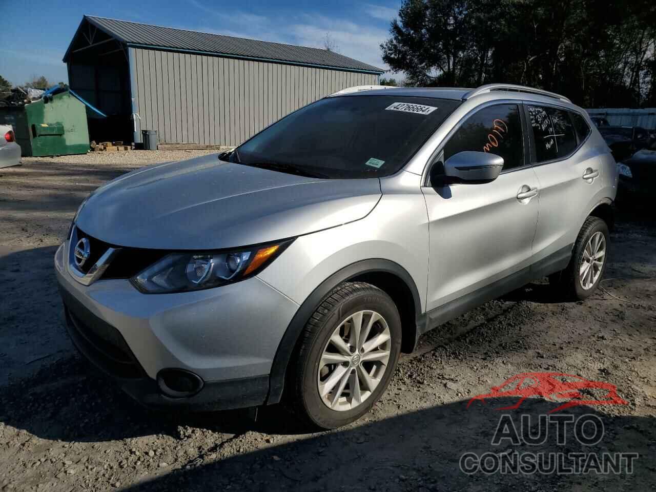 NISSAN ROGUE 2017 - JN1BJ1CP4HW011101