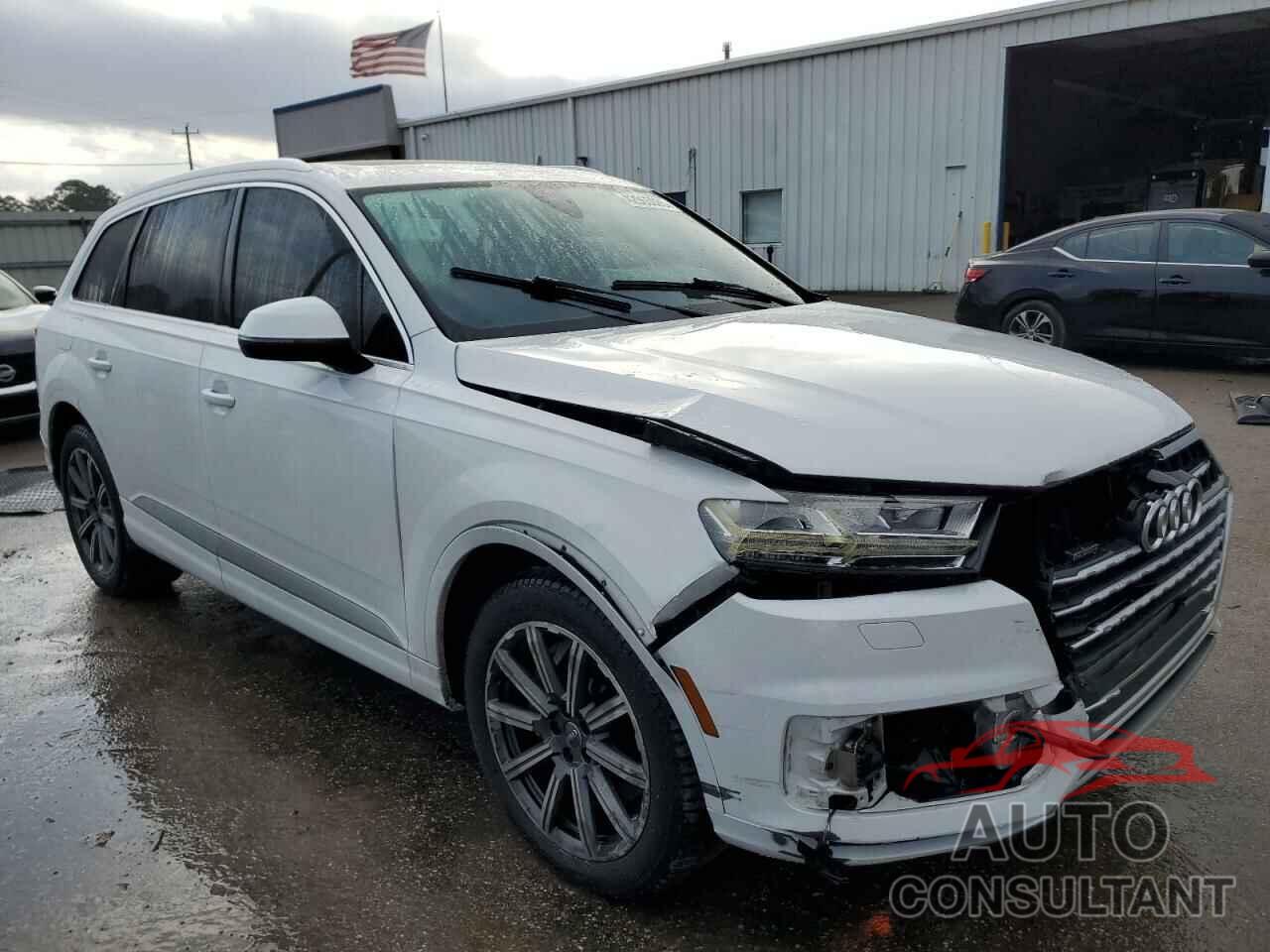 AUDI Q7 2018 - WA1LHAF77JD032643