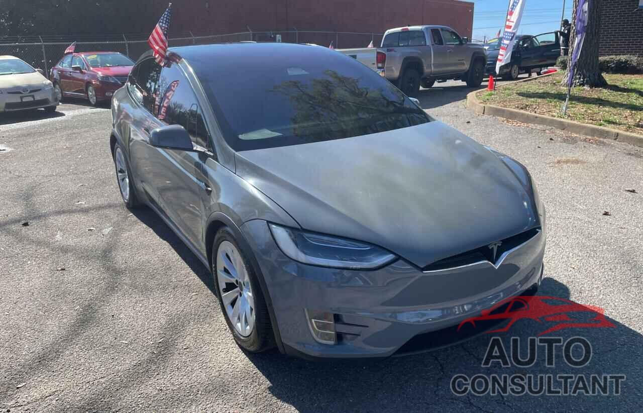 TESLA MODEL X 2016 - 5YJXCBE26GF028585