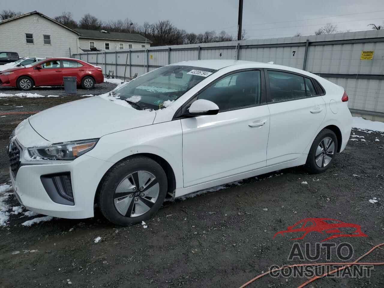 HYUNDAI IONIQ 2022 - KMHC65LC3NU270186