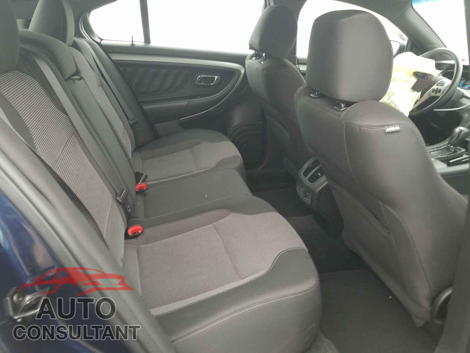 FORD TAURUS 2017 - 1FAHP2E89HG105802