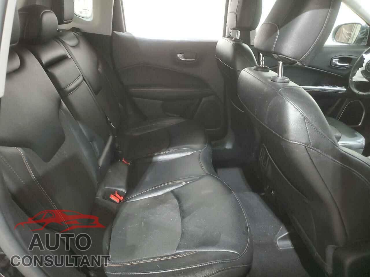 JEEP COMPASS 2019 - 3C4NJDBB4KT650836
