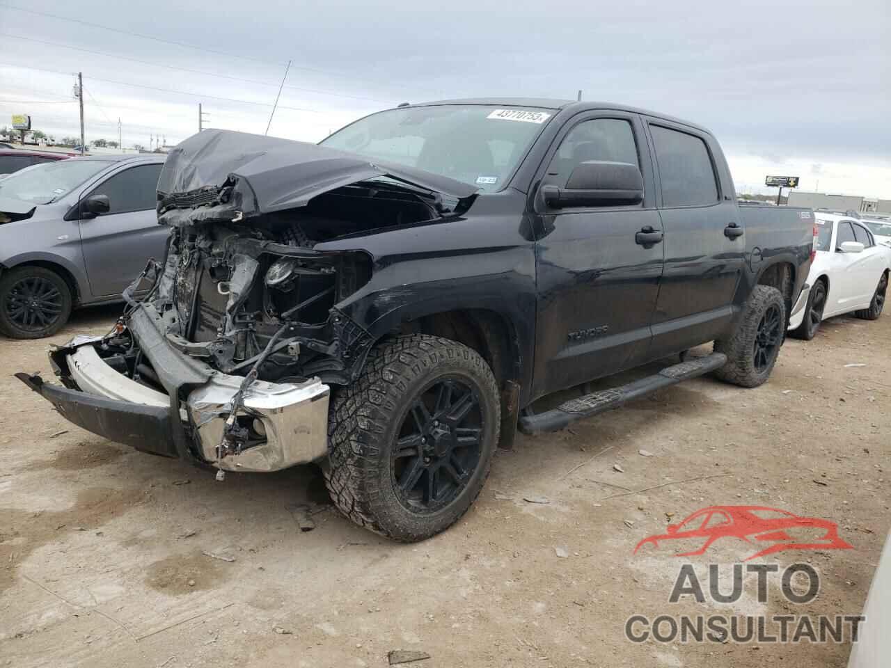 TOYOTA TUNDRA 2019 - 5TFEM5F14KX139582