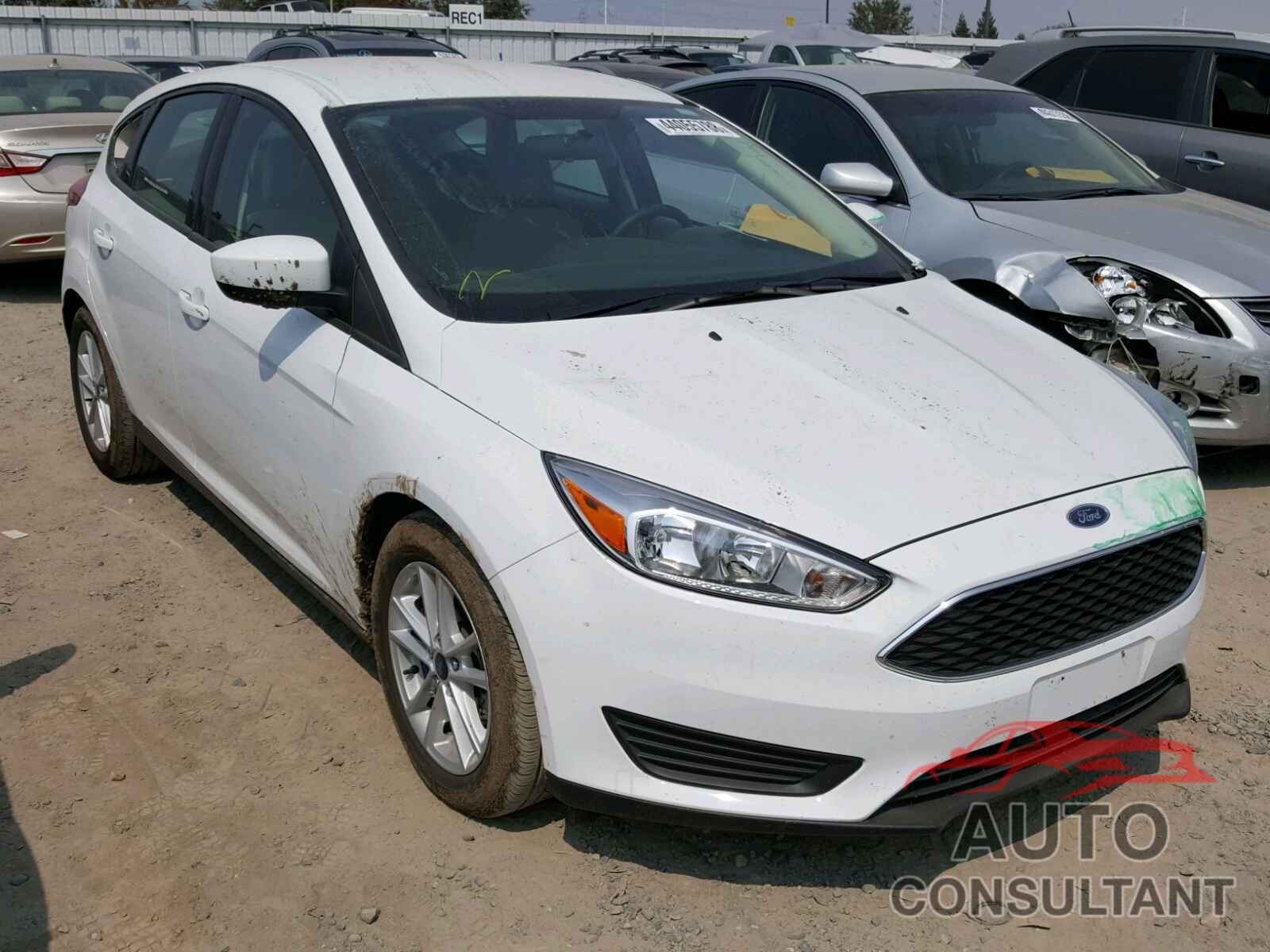 FORD FOCUS 2018 - 1FADP3K28JL237368