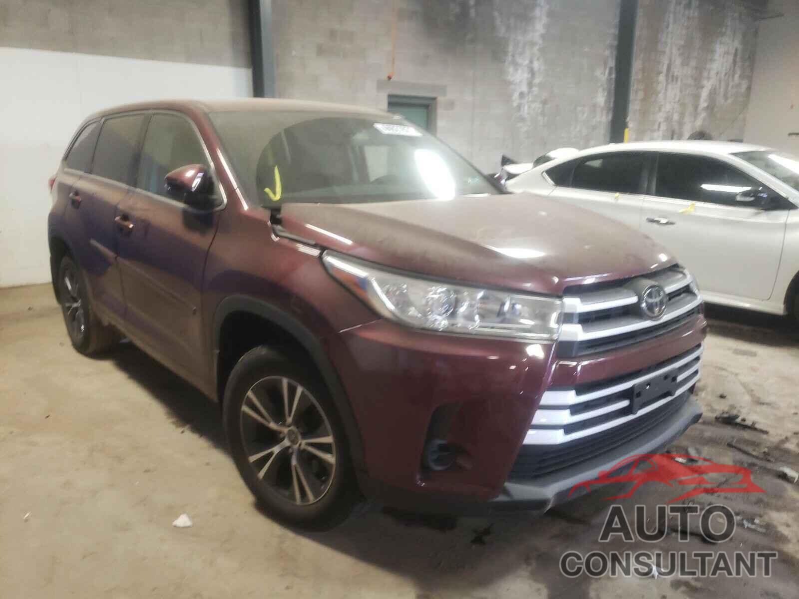 TOYOTA HIGHLANDER 2018 - 5TDBZRFH3JS858352