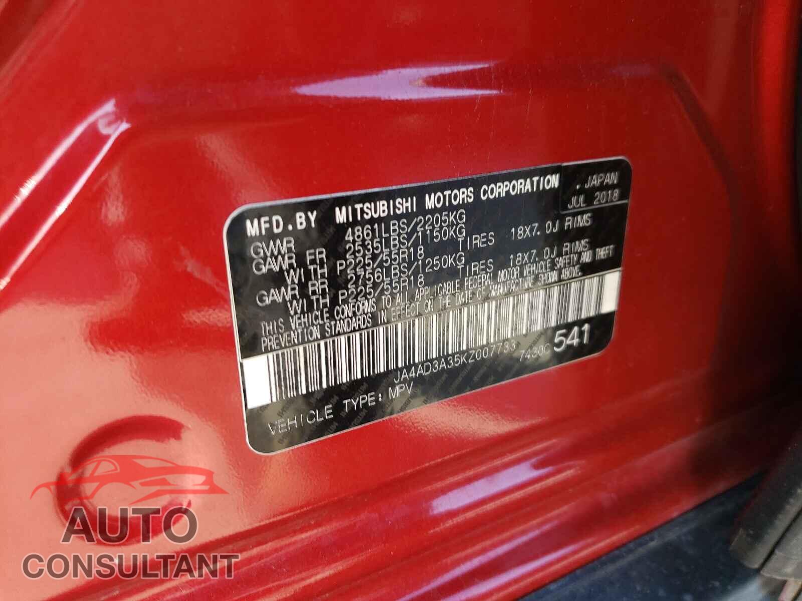 MITSUBISHI OUTLANDER 2019 - JA4AD3A35KZ007733