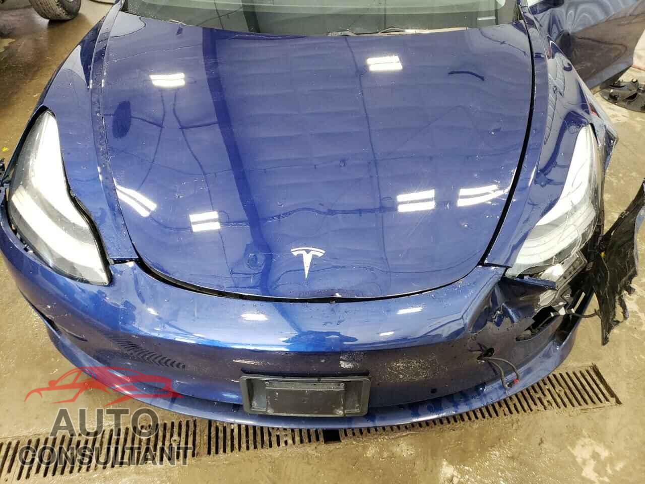 TESLA MODEL 3 2018 - 5YJ3E1EB2JF150984