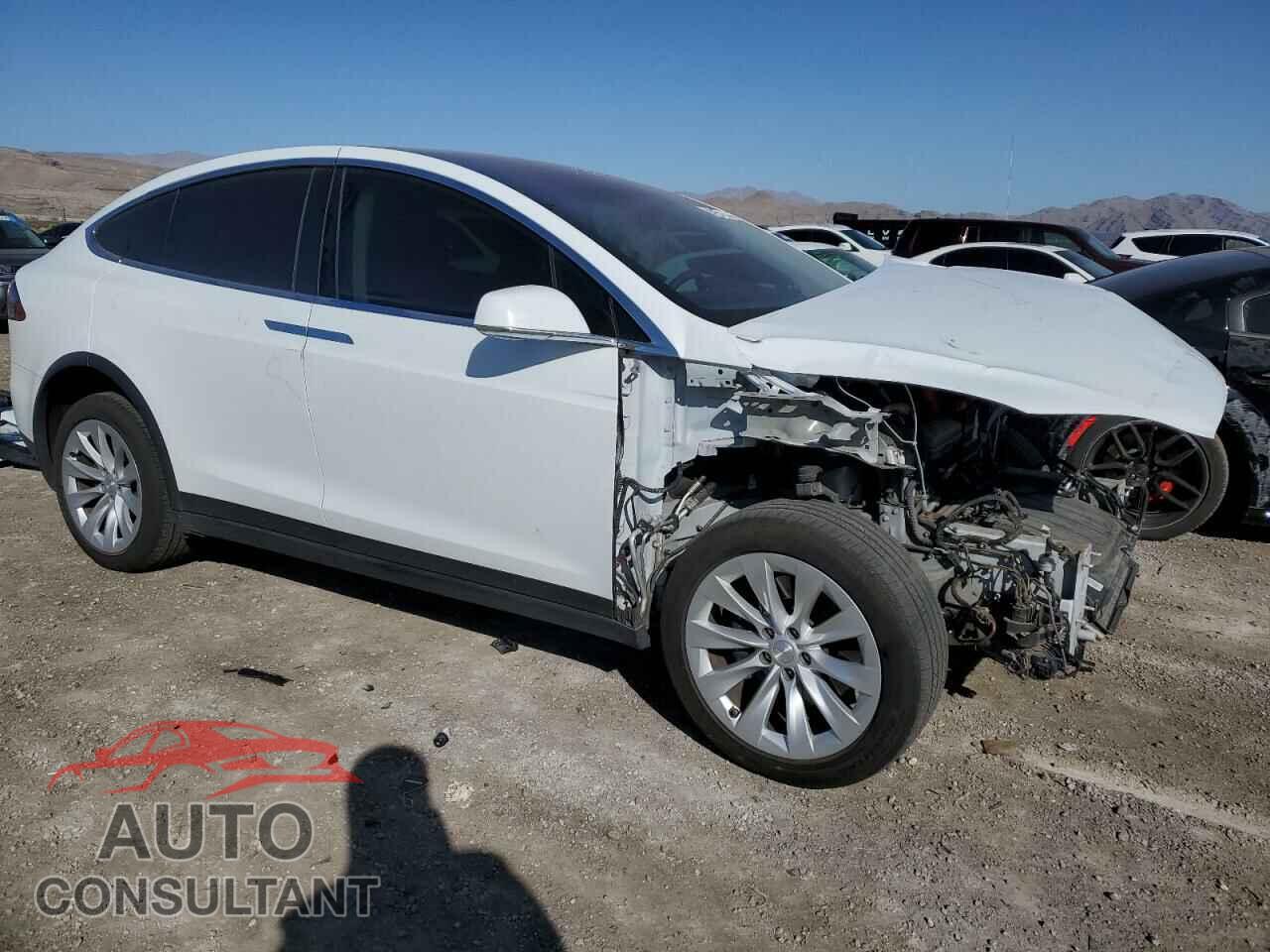 TESLA MODEL X 2016 - 5YJXCBE21GF004842