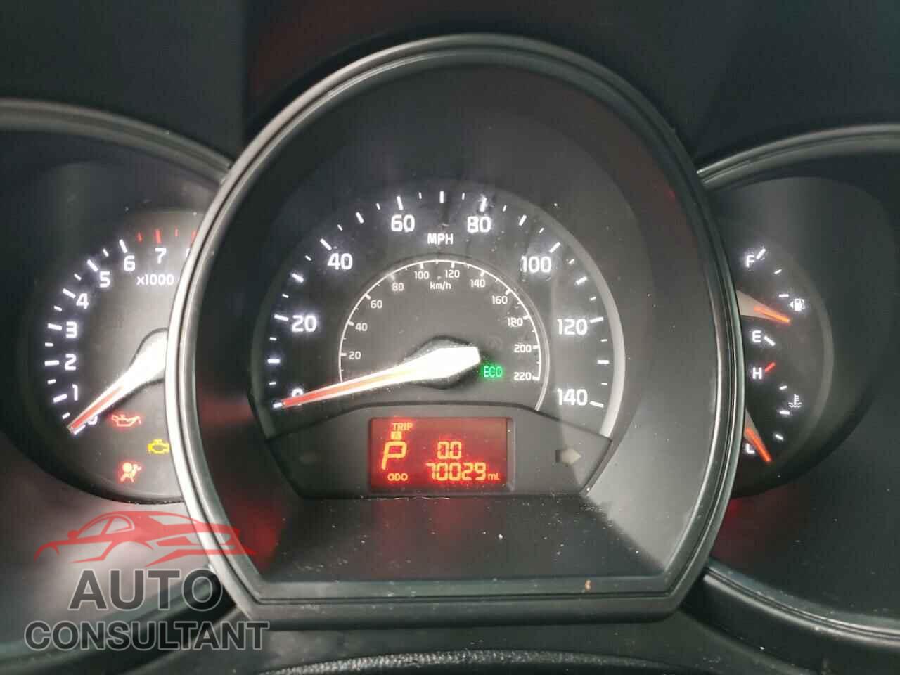 KIA RIO 2016 - KNADM4A38G6609010