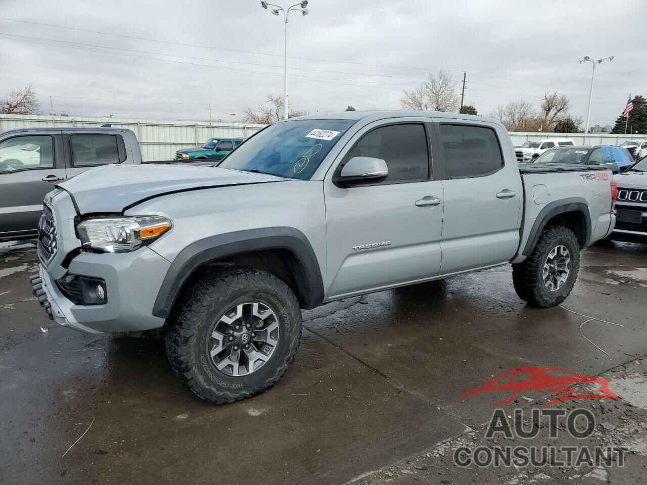 TOYOTA TACOMA 2018 - 3TMCZ5AN7JM178707