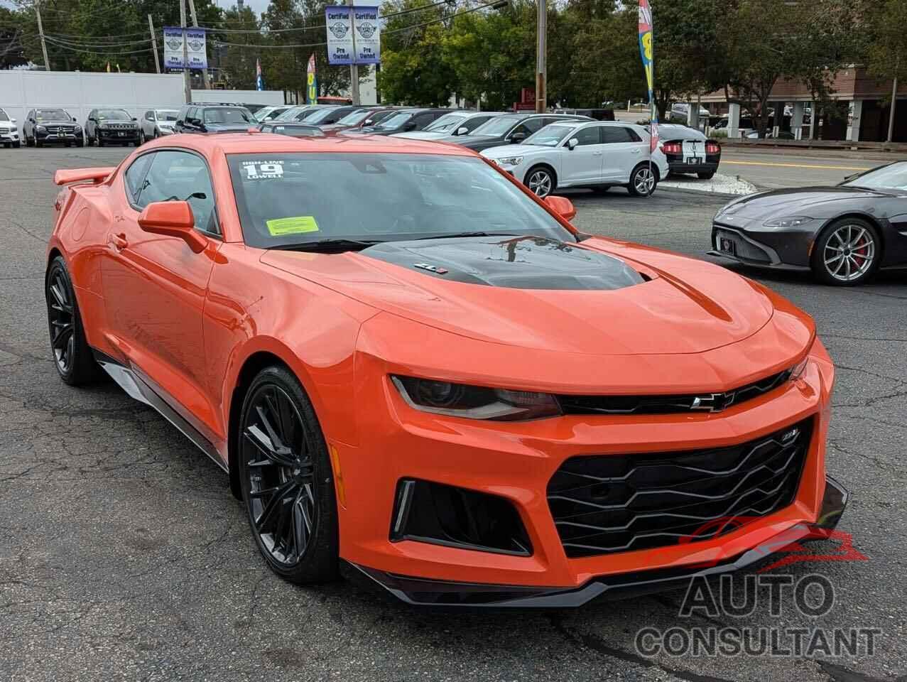 CHEVROLET CAMARO 2019 - 1G1FJ1R64K0118617