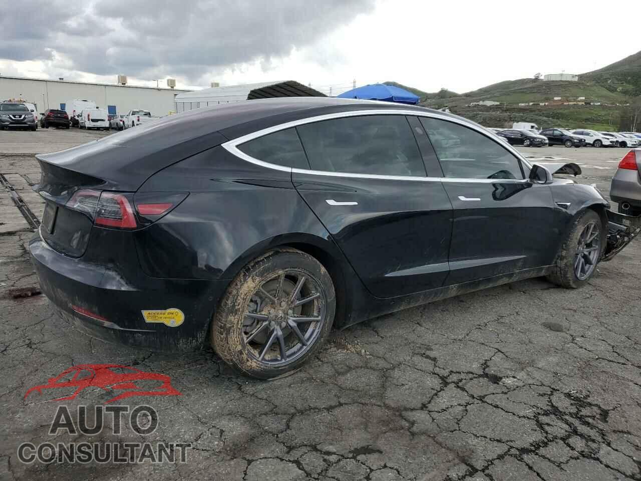 TESLA MODEL 3 2019 - 5YJ3E1EA7KF327151