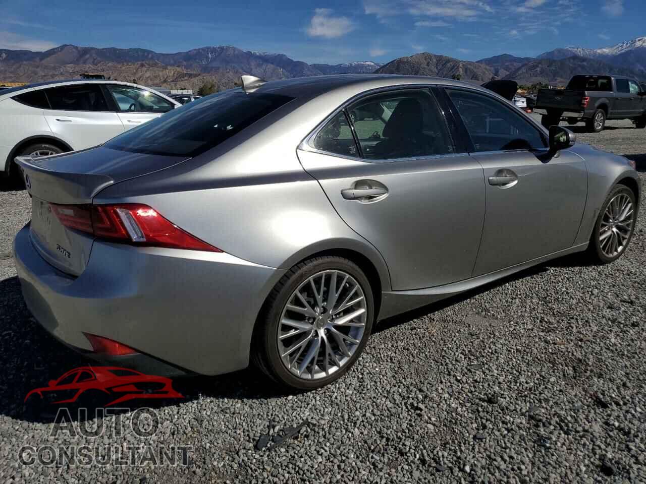 LEXUS IS 2016 - JTHBA1D21G5033060