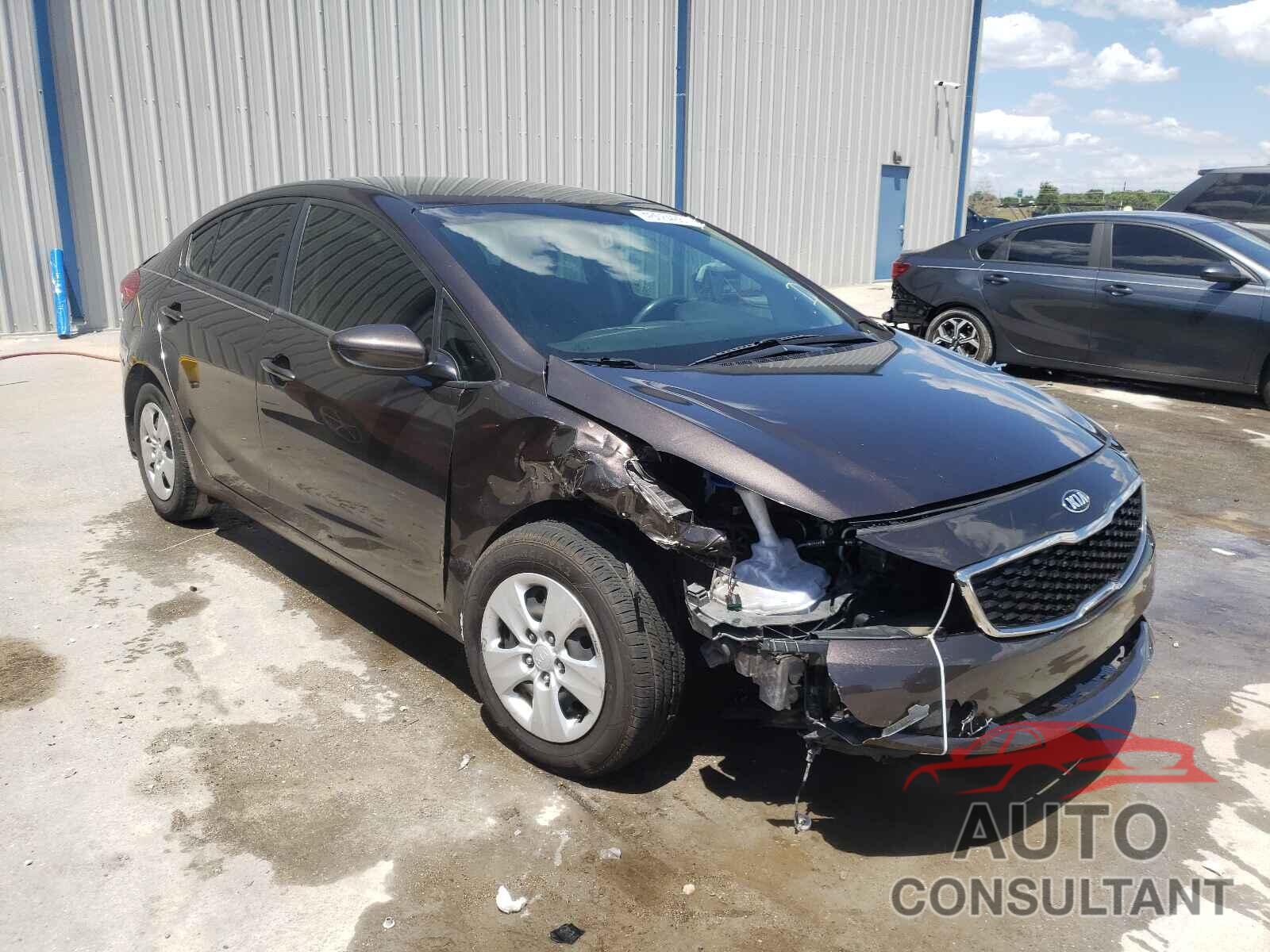 KIA FORTE 2017 - 3KPFK4A73HE134849