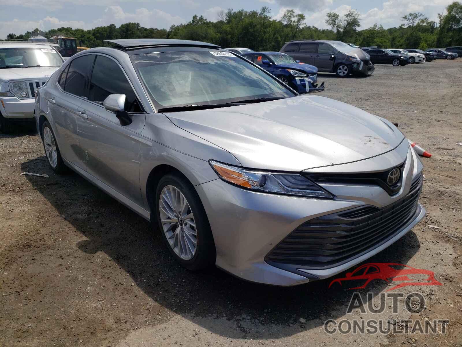 TOYOTA CAMRY 2019 - 4T1B11HK1KU733554