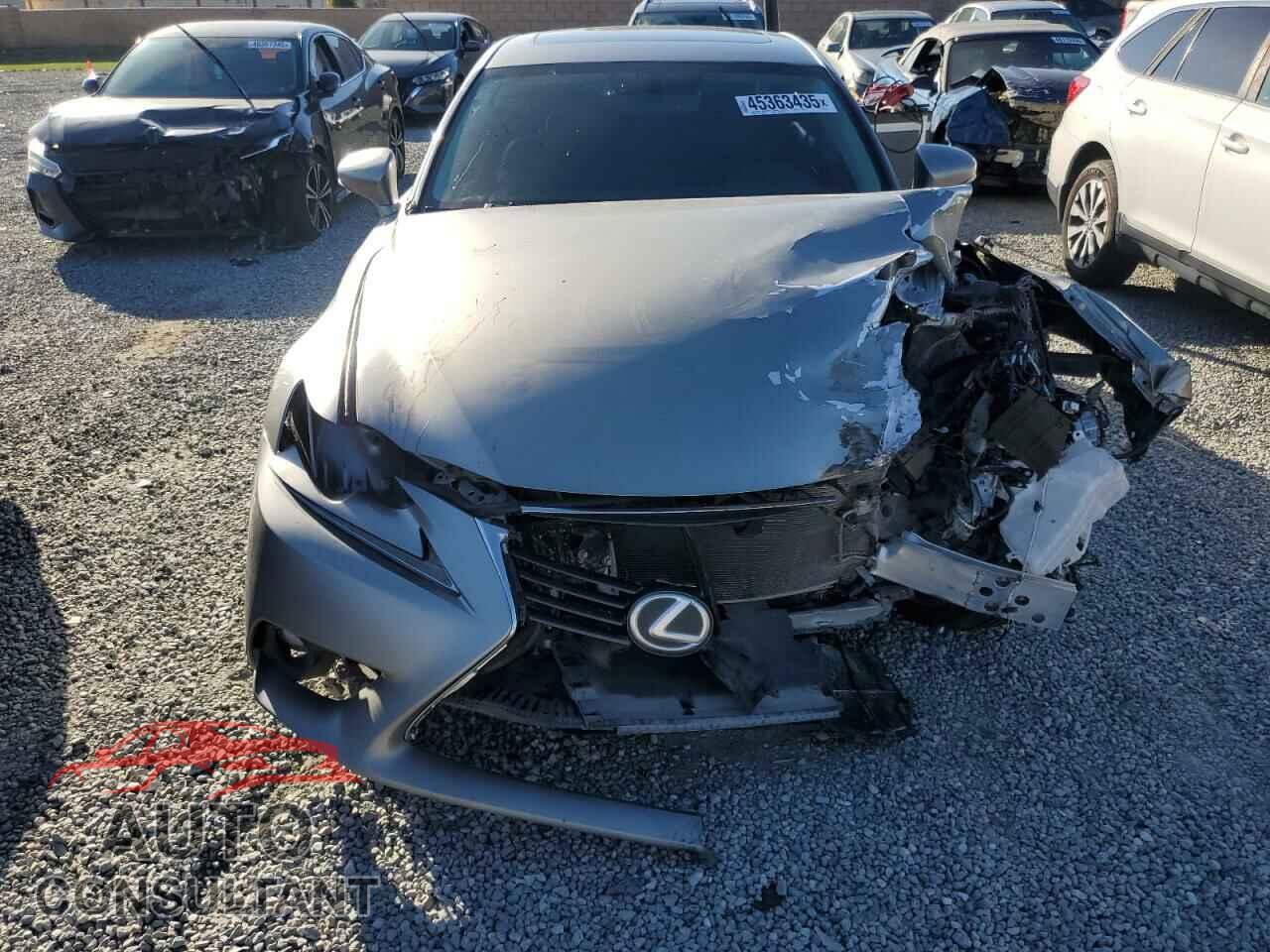LEXUS IS 2015 - JTHBF1D20F5049525