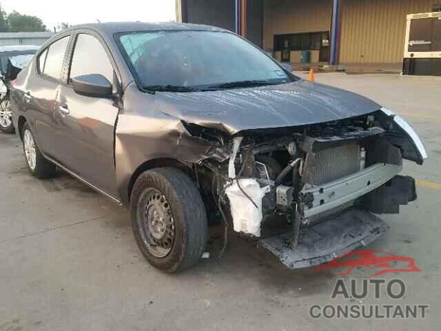 NISSAN VERSA 2017 - 3N1CN7AP4HL840819
