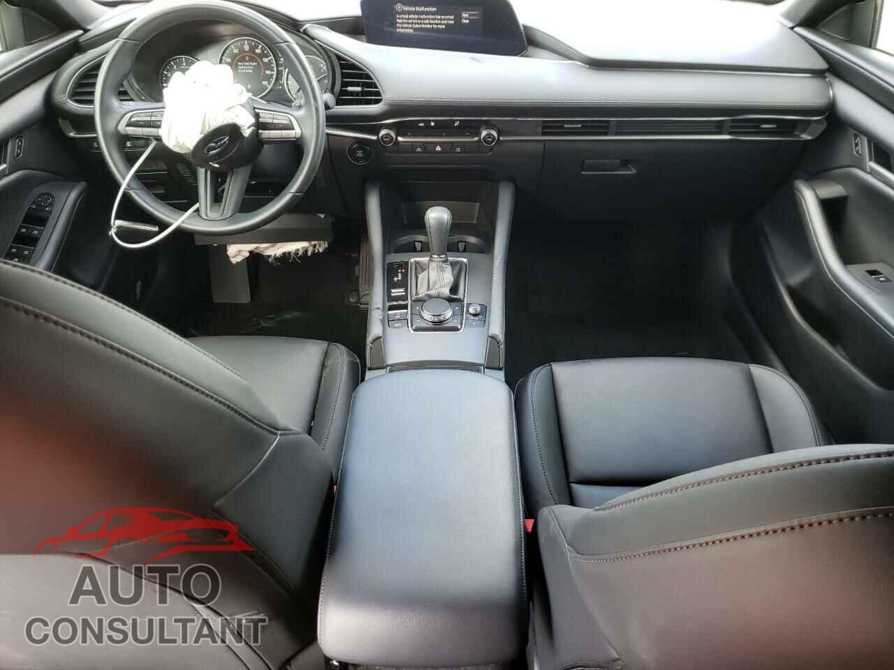 MAZDA 3 2023 - JM1BPAKM0P1618661