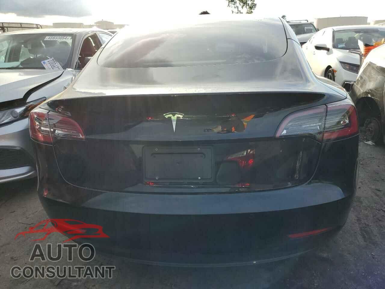 TESLA MODEL 3 2022 - 5YJ3E1EAXNF357149