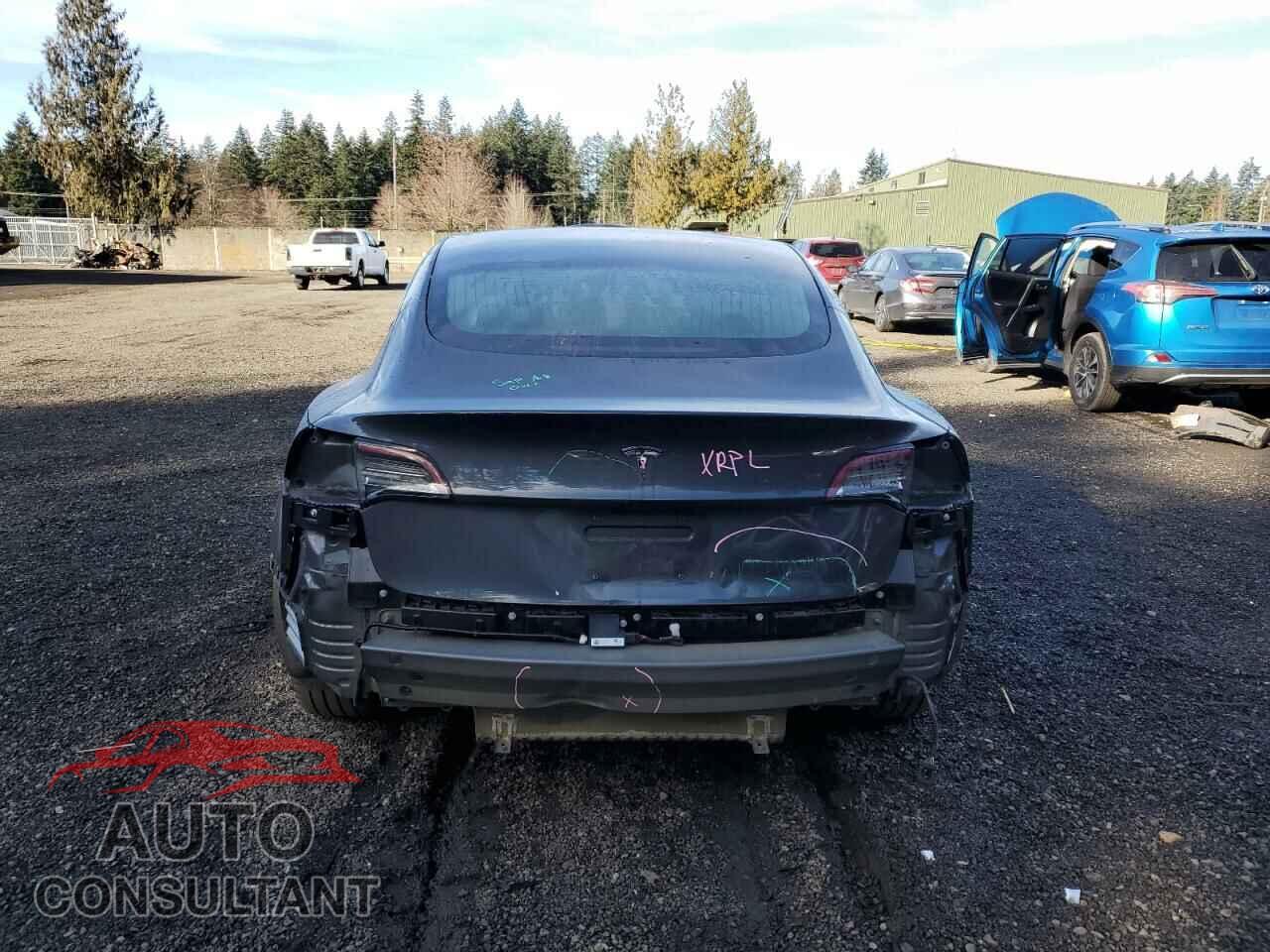 TESLA MODEL 3 2018 - 5YJ3E1EA1JF101685