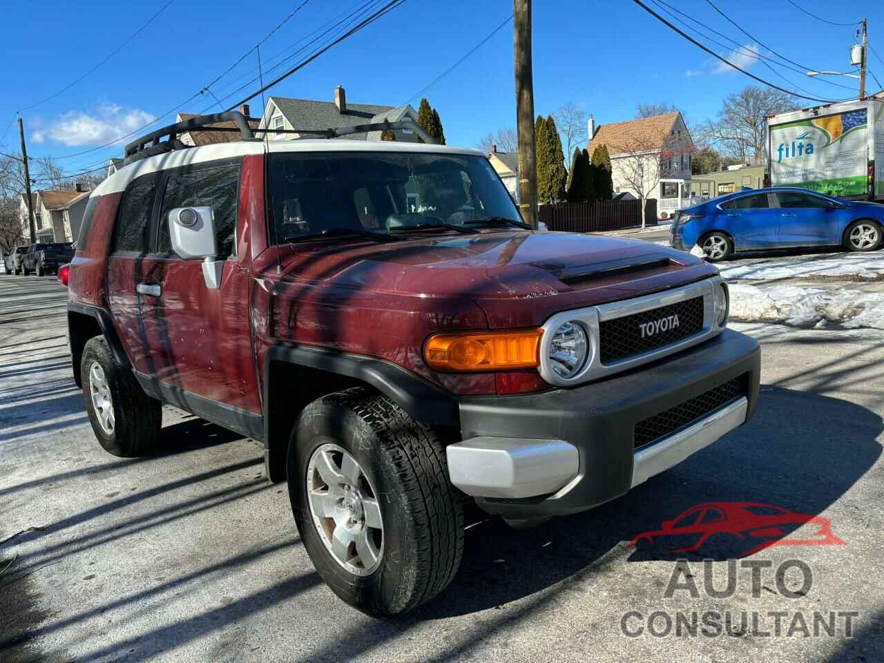 TOYOTA FJ CRUISER 2010 - JTEBU4BF9AK070975