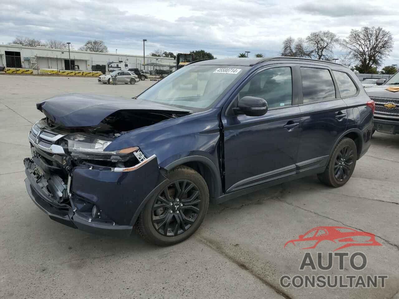 MITSUBISHI OUTLANDER 2018 - JA4AD3A36JZ022580