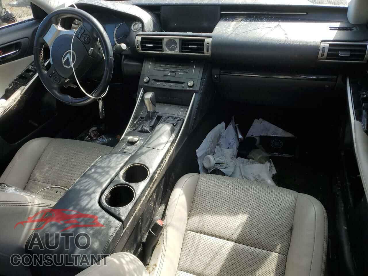 LEXUS IS 2015 - JTHBE1D29F5018776