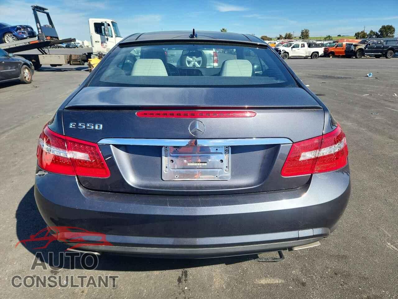 MERCEDES-BENZ E-CLASS 2012 - WDDKJ7DB3CF177143