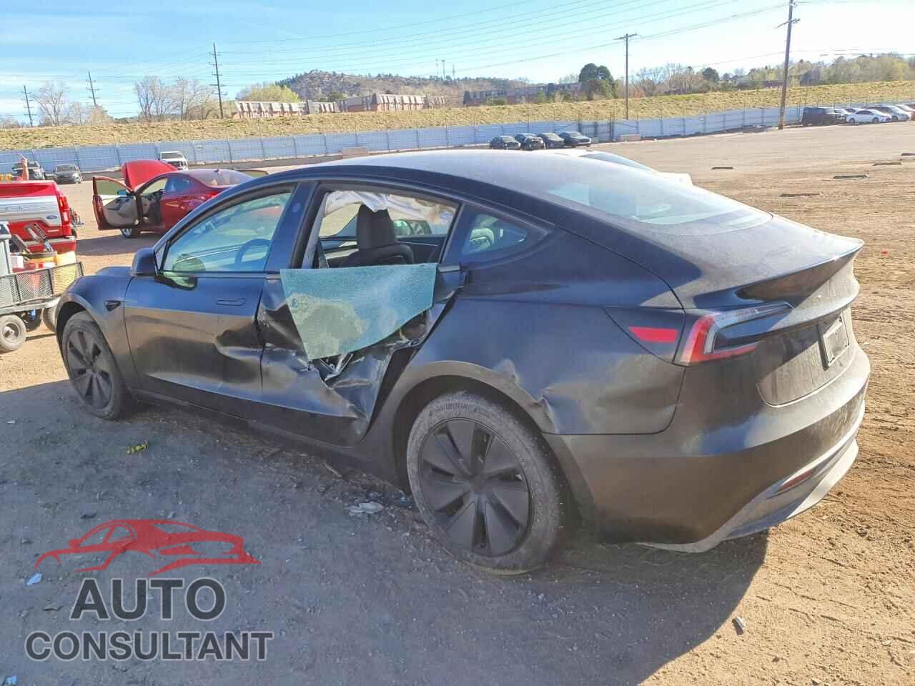 TESLA MODEL 3 2025 - 5YJ3E1EA9SF983366
