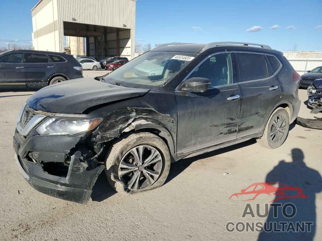 NISSAN ROGUE 2018 - 5N1AT2MV5JC795605
